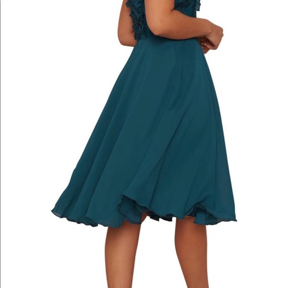 Chi Chi London Floral Crochet Cap Dress Size 4 - Picture 3 of 3